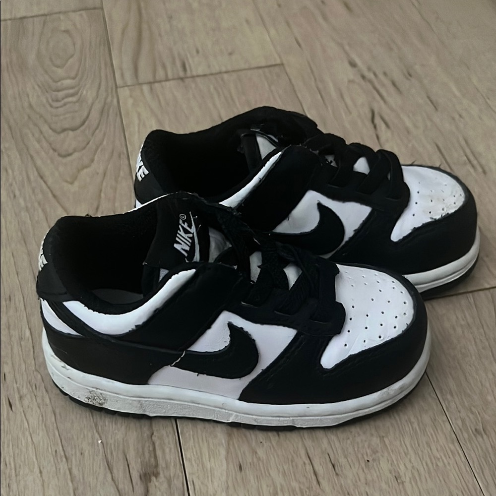 Nike Kids Black and White Sneakers